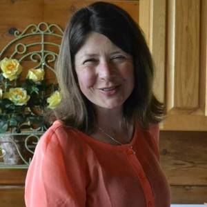 Meet your Posher, Connie